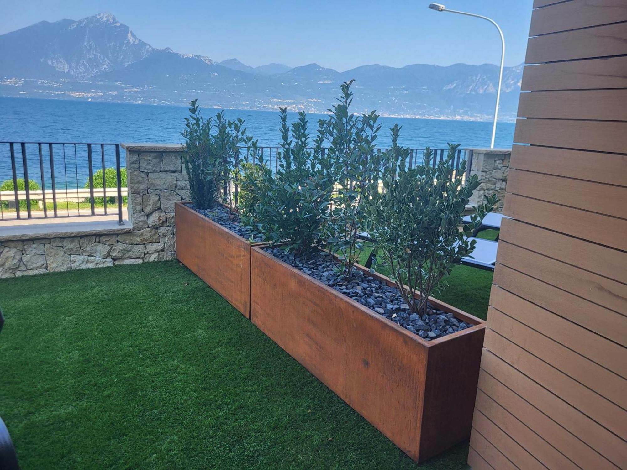 Attilio High Living Suites - Adults Only Torri Del Benaco Room photo